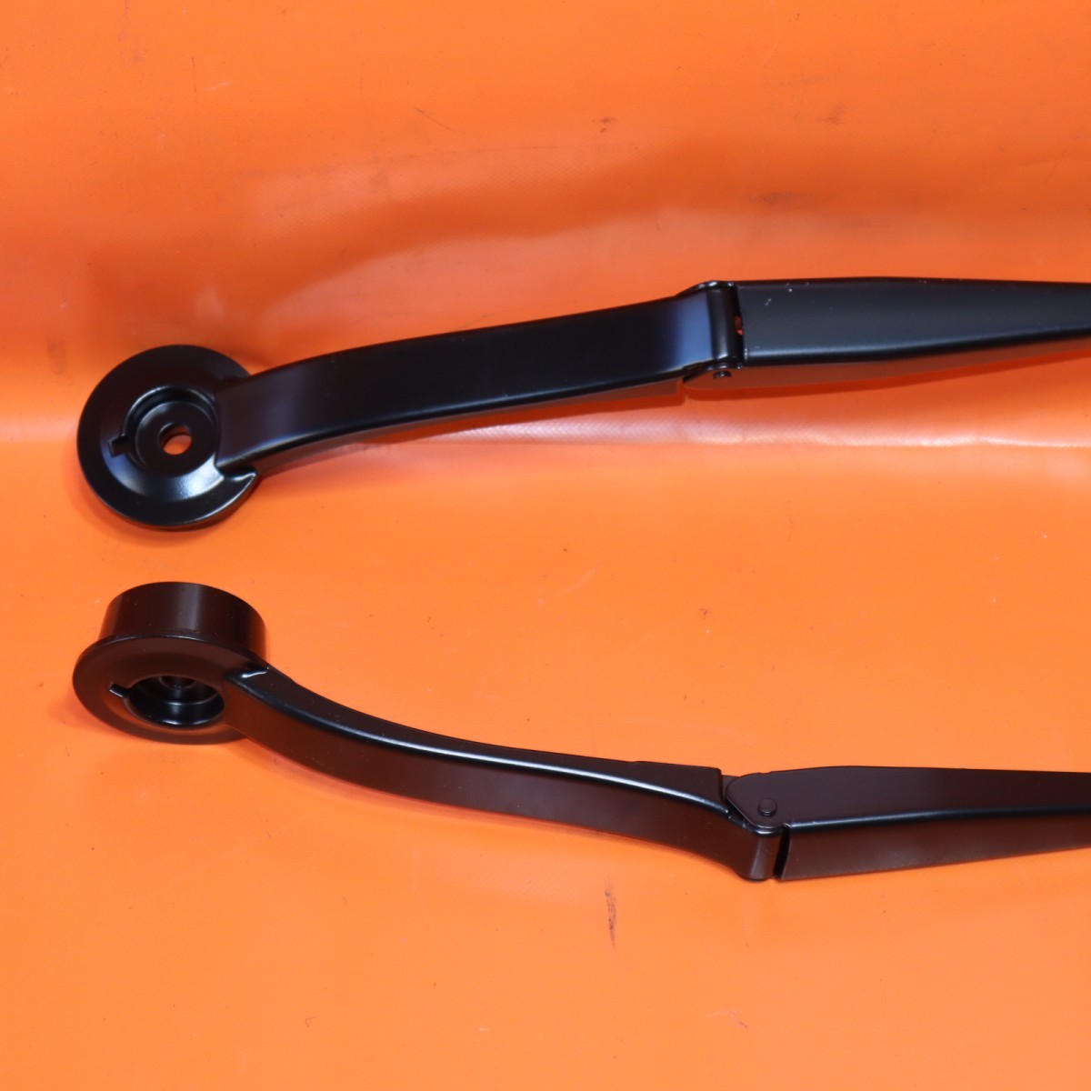 ASTON MARTIN VANTAGE WIPER ARM WINDSHIELD 2018 2019 2020 KY63-17527-AA OEM