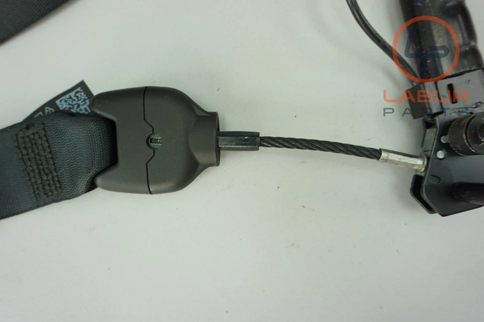 C453 W453 16-18 Smart Fortwo Front Right Side Seat Belt Seatbelt w/ Pretensioner - Image 3 of 4