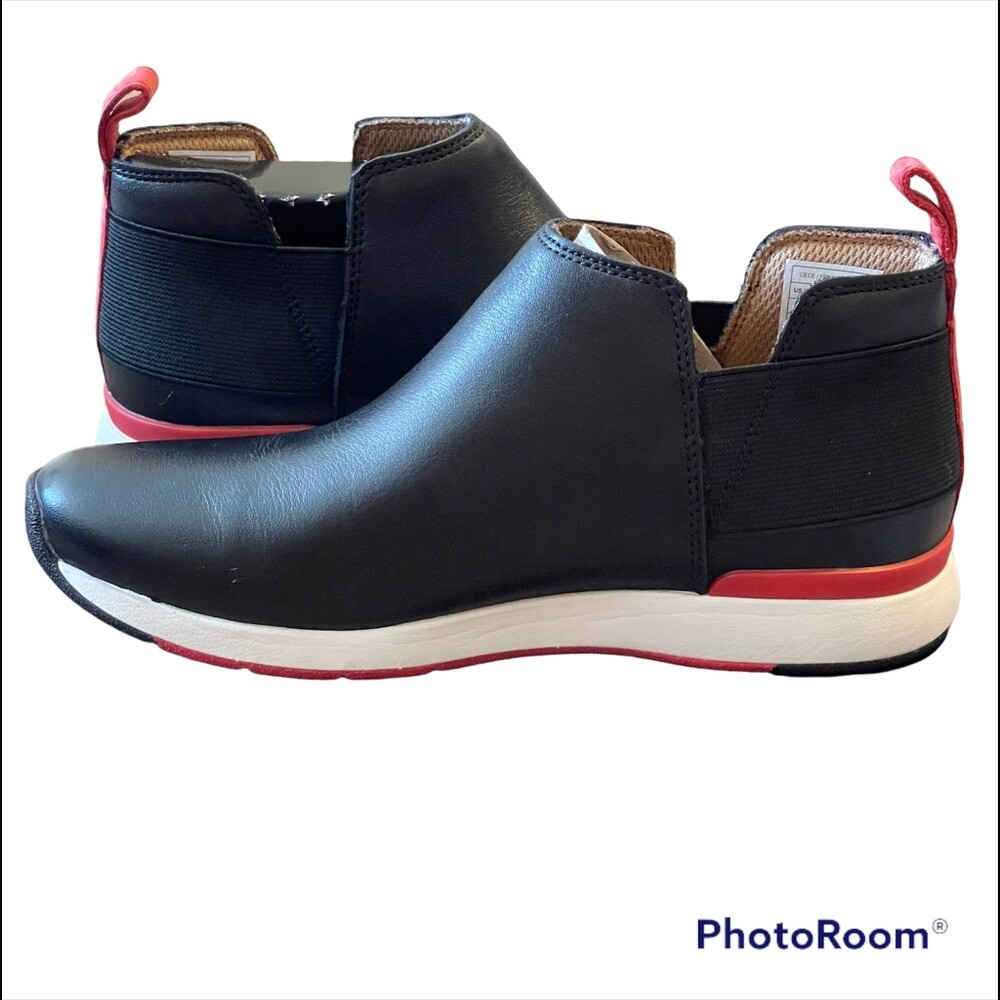Vionic Cece black red leather pull on 