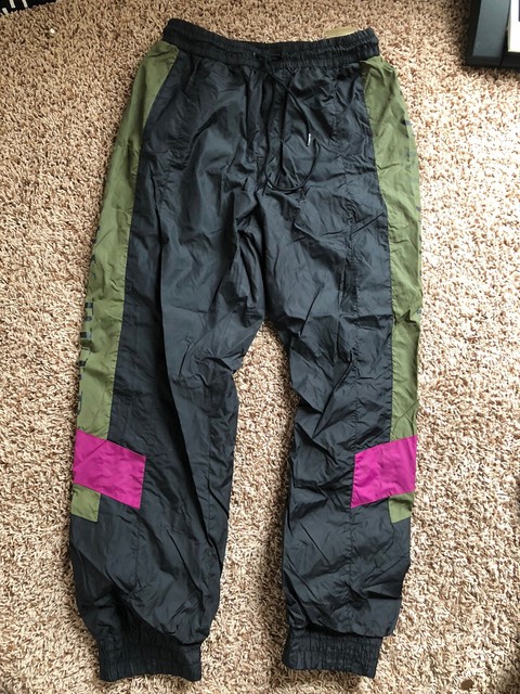burberry pants mens pink
