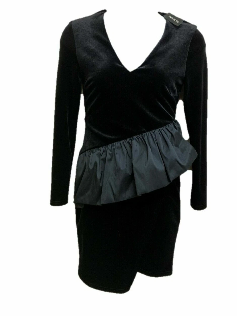 Black velvet dress river island 2025