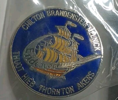 NASA STS-49 ENDEAVOUR vtg. enamel Space Shuttle Program Collector Lapel ...