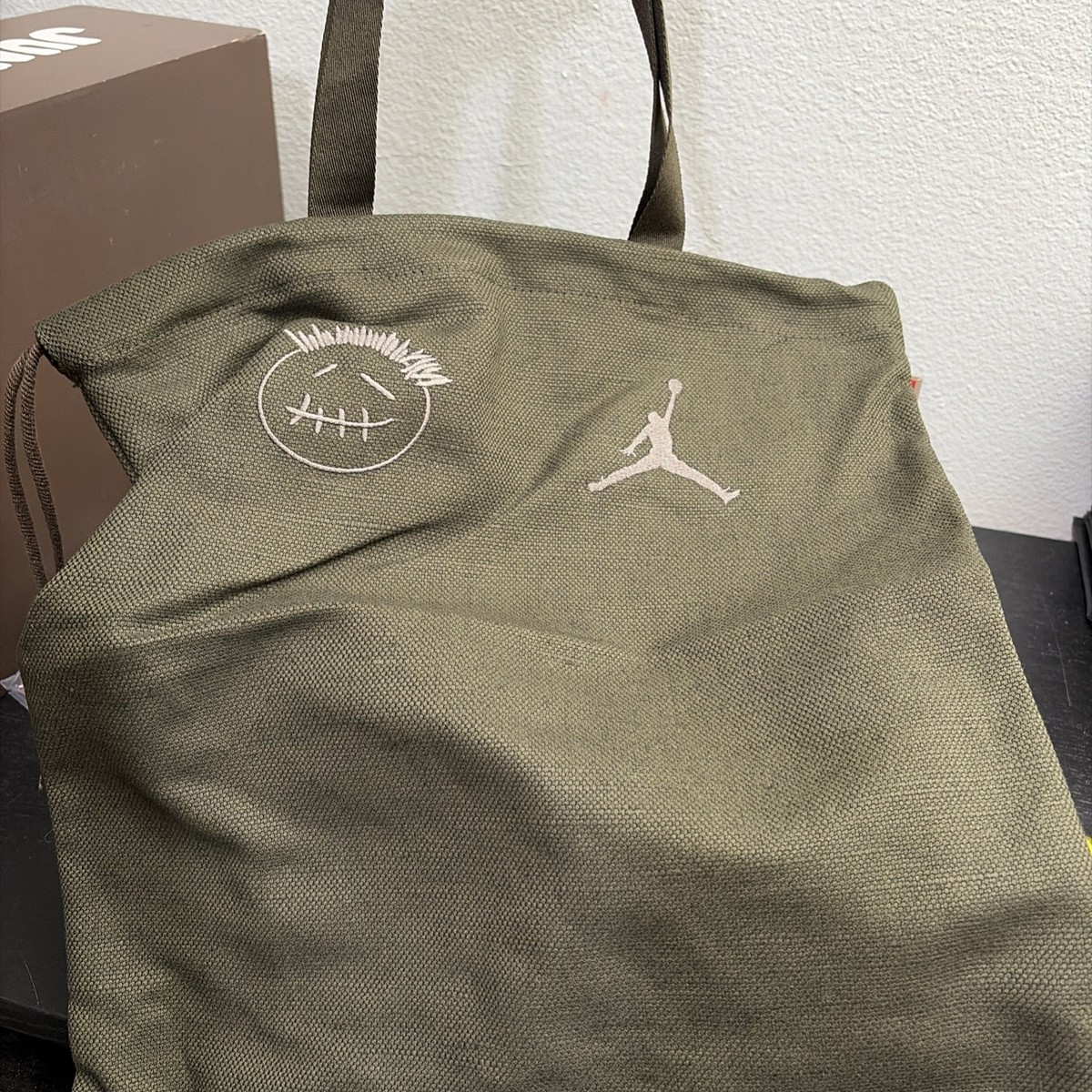 Size 9 - Travis Scott x Jordan Jumpman Jack TR Sail (FZ8117-100