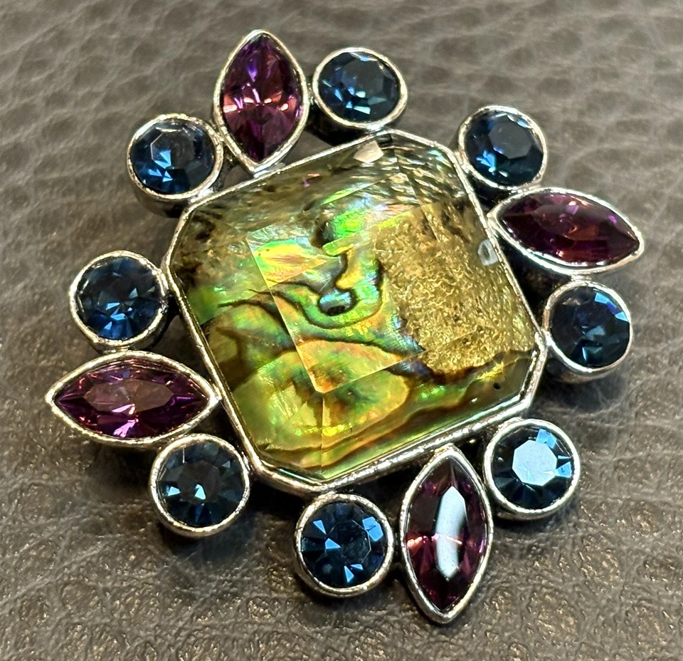 Broche prendedor joyería vintage de cristales de corte azul púrpura concha de abulón de Lia Sophia Foto 2 de 4
