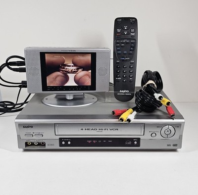 SANYO VHS Player VWM-900 4-HEAD HI-FI VCR - Tested W/ Remote & A/V Cables