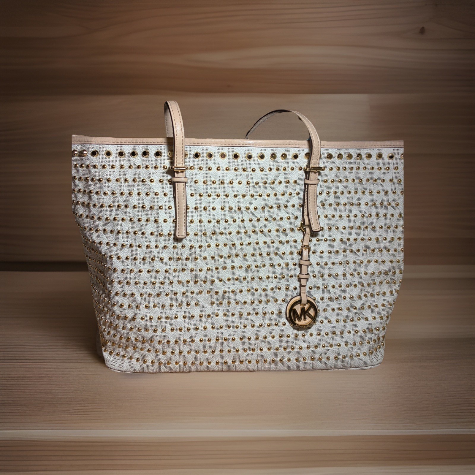 Michael Kors Jet Set Travel Vanilla PVC Leather Gold Studded Large Tote Bag EUC thumbnail 2