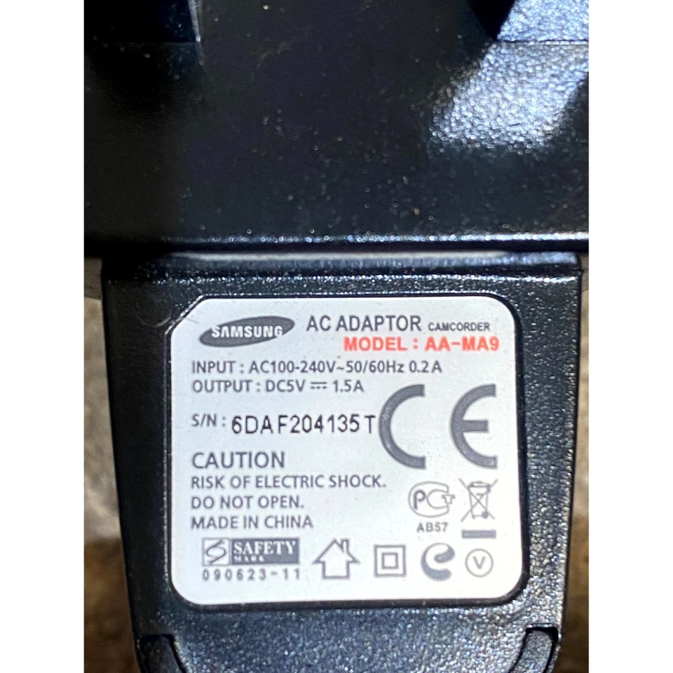 Samsung AA-MA9 AC Adapter Power Supply Black 5 Volt 1.5A for HMX-H200 Camcorder - Image 2 of 4