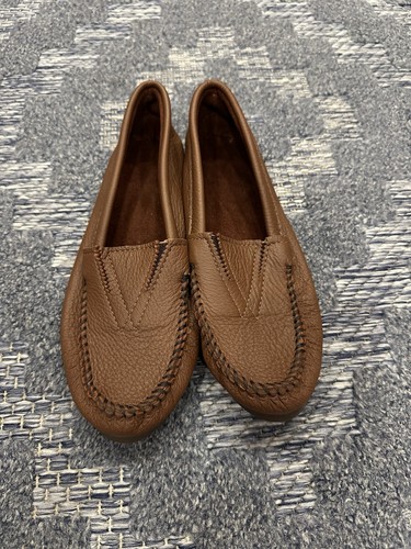 Minnetonka Driving Loafer Shoes Women 9.5 Brown Pebbled Leather Flats Moccasins - Picture 3 of 8