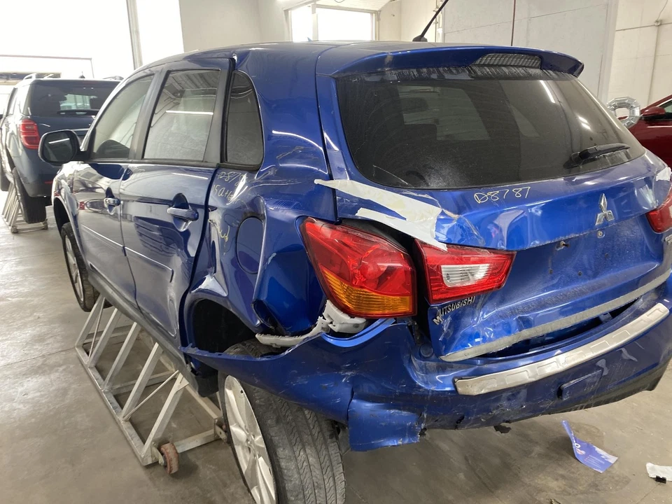 Used Front Right Seat Belt Front fits: 2015 Mitsubishi Outlander sport passenger Foto 4 de 4