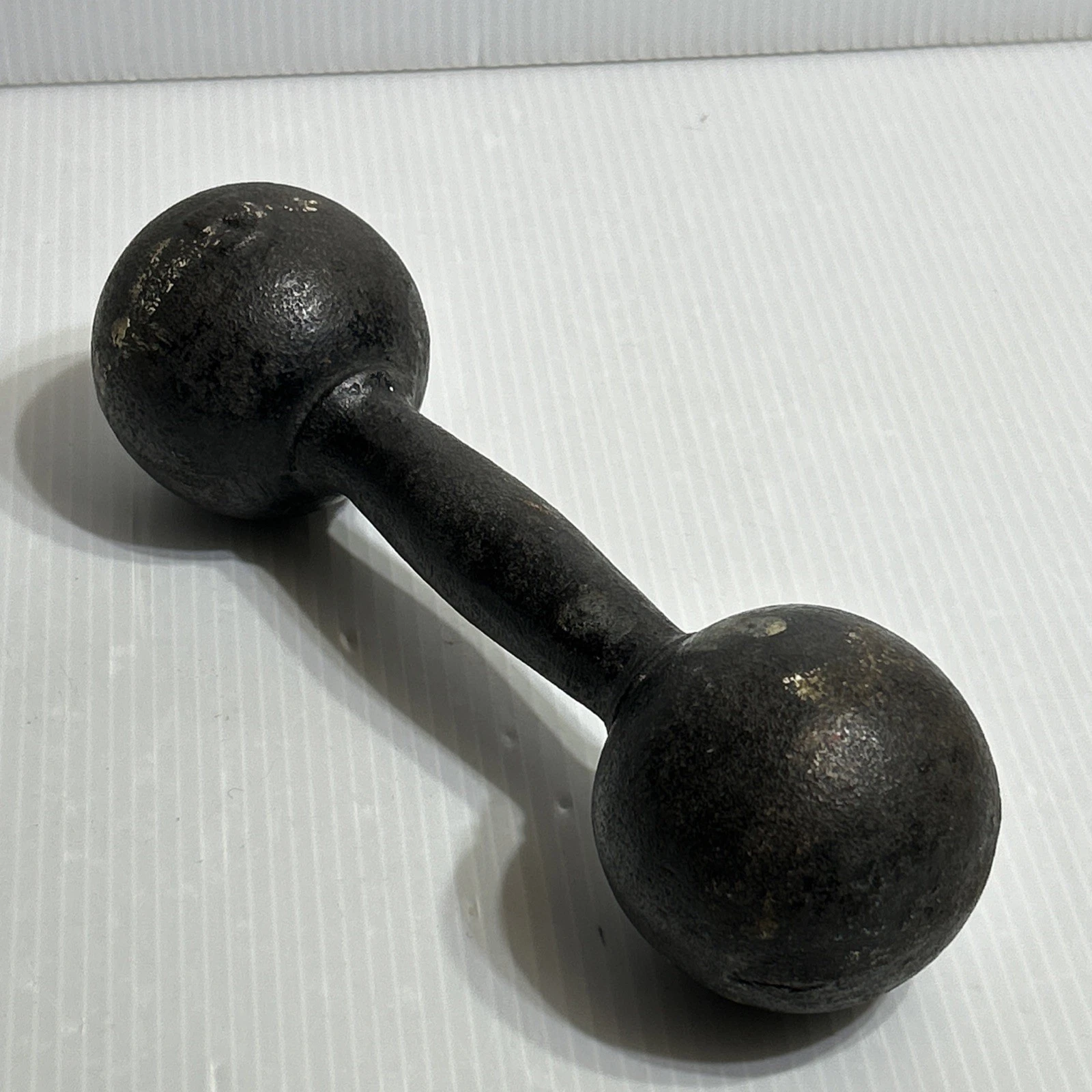 Rare Vintage 5Lb Globe Ball Round Dumbbell Weight Cast Iron Welded