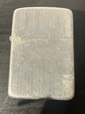VINTAGE GOLD TONE STORM KING LIGHTER MADE IN THE USA/ Pre-Owned( 4058