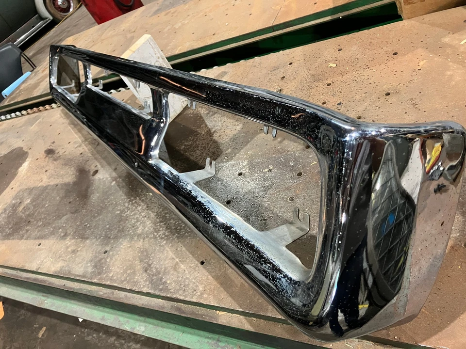 Оригинальный задний бампер 1972 Ford Galaxie/LTD - Изображение 2 из 4