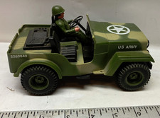 8 INCH SOMA U.S. ARMY JEEP WITH DRIVER FIGURE- not WORKing free shipping