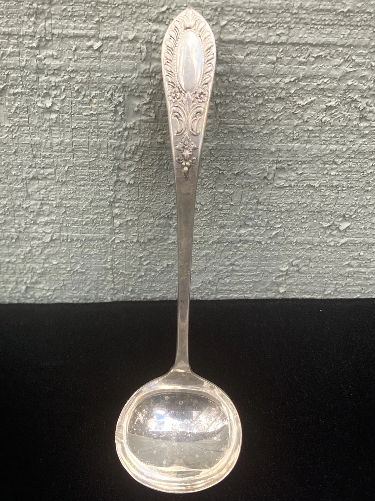 Sterling silver vintage cream/sauce ladle 5 1/2" long 18 grams beautiful