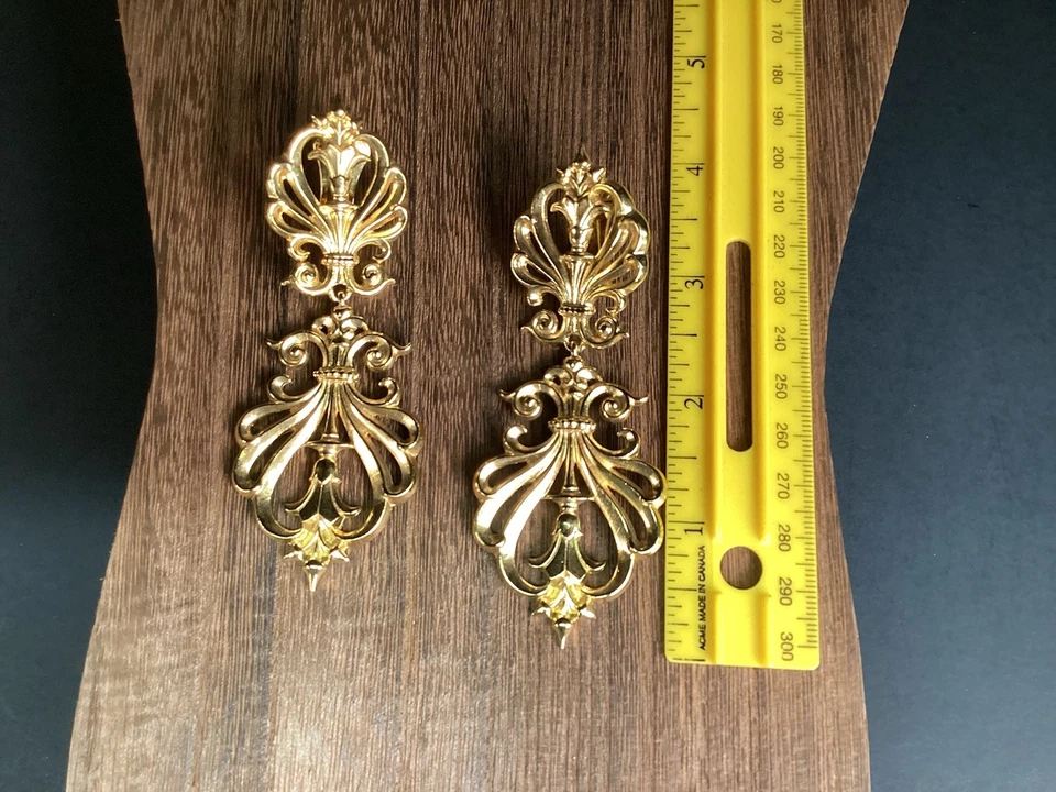 Ben Amun Statement gold tone fashion baroque style drop earrings runway wedding - Image 2 of 4