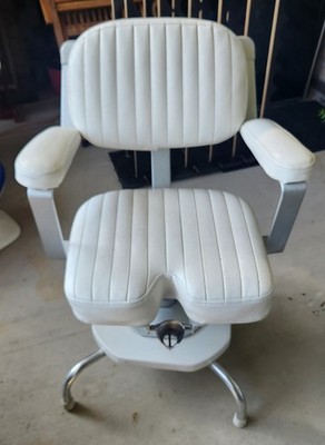 Vintage 1970s Big Game Fish Fighting Chair, in Great Condition Boat Deck 