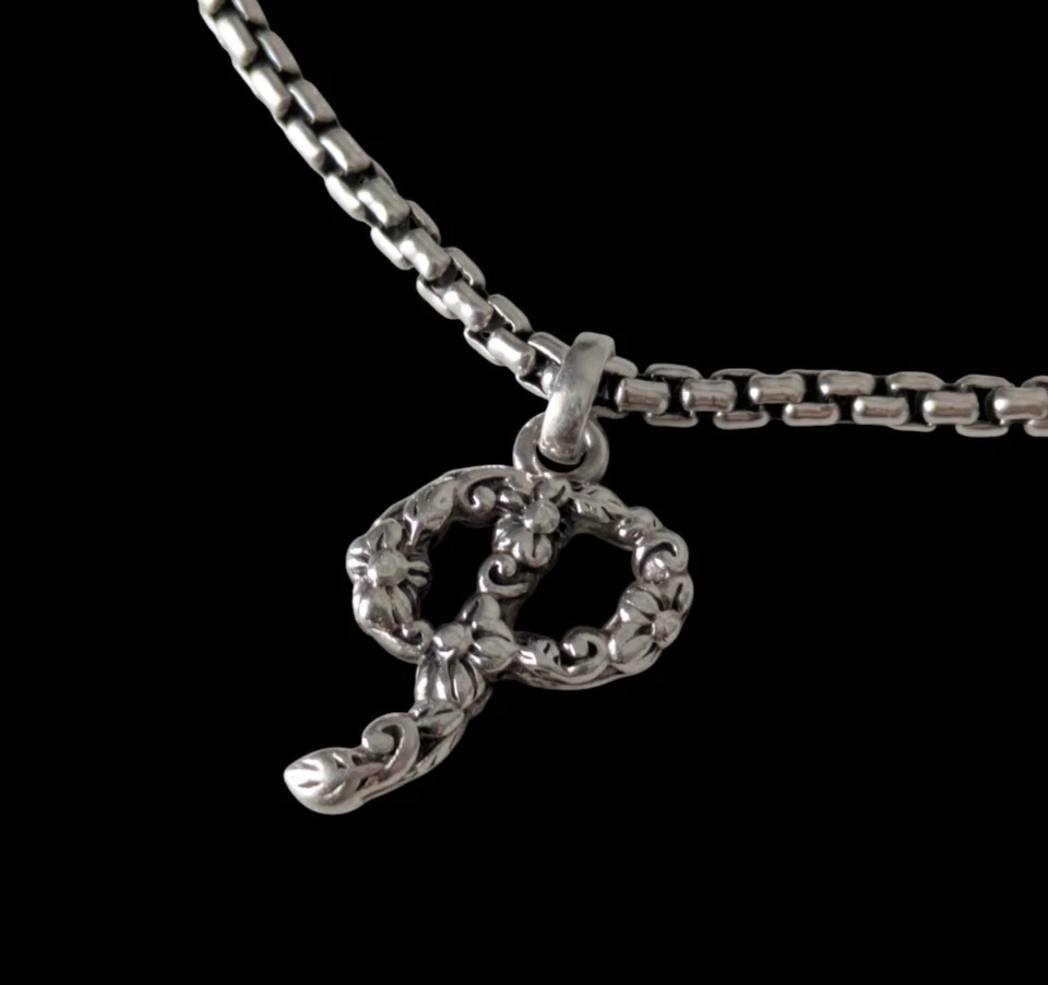 COMO ESTÁ John Hardy Jai Plata Esterlina Inicial “P” Dije Caja Cadena Pulsera Dañado Foto 2 de 4