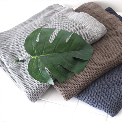 Toalla de baño Imabari Kontex Vintage Waffle XL gris hielo 78×145 cm algodón lino Japón - Imagen 4 de 5