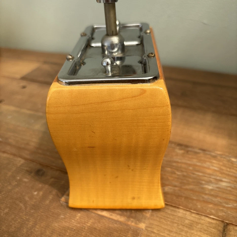 Vintage Wooden De Ve Dutch Coffee Grinder Mill Made In Holland Retro 50's U - Image 3 of 4