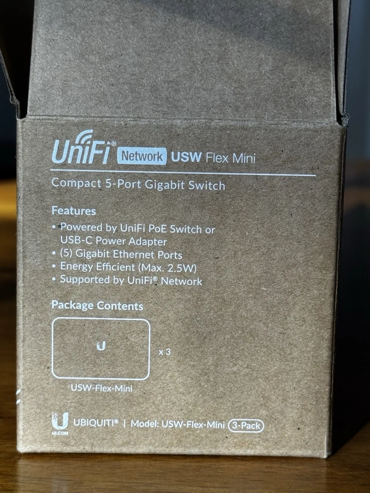 Ubiquiti UniFi Switch Flex Mini paquete de 3 Gigabit PoE administrado 10/100/1000 Foto 3 de 4