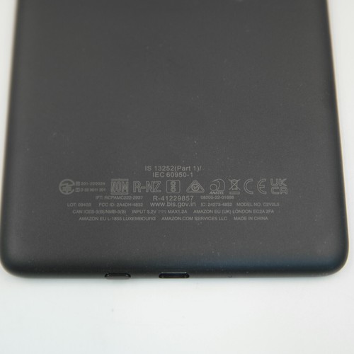 Amazon Kindle Kids Edition (11th Generation 2024 Release) 16 GB, Space Whale - Picture 3 of 6