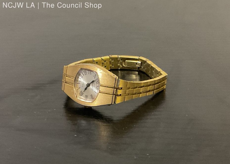 Vintage Herlo Imperial 17 Jewels Women's Gold-tone Watch -(May