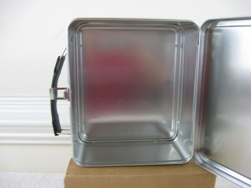 Vintage Powdered Borax Advertisemnet Wallpaper on Metal Lunch Box - Picture 7 of 8