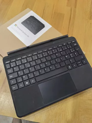 Clavier Microsoft Type Cover Surface Go 1 2 3 AZERTY Français Trackpad 1840 NEUF