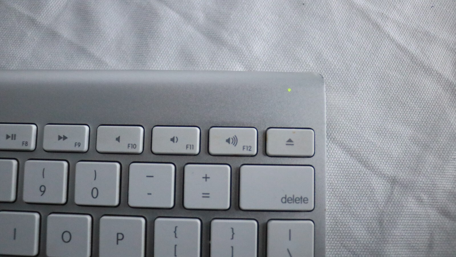 Apple MC184LL/A Wireless Keyboard for sale online | eBay