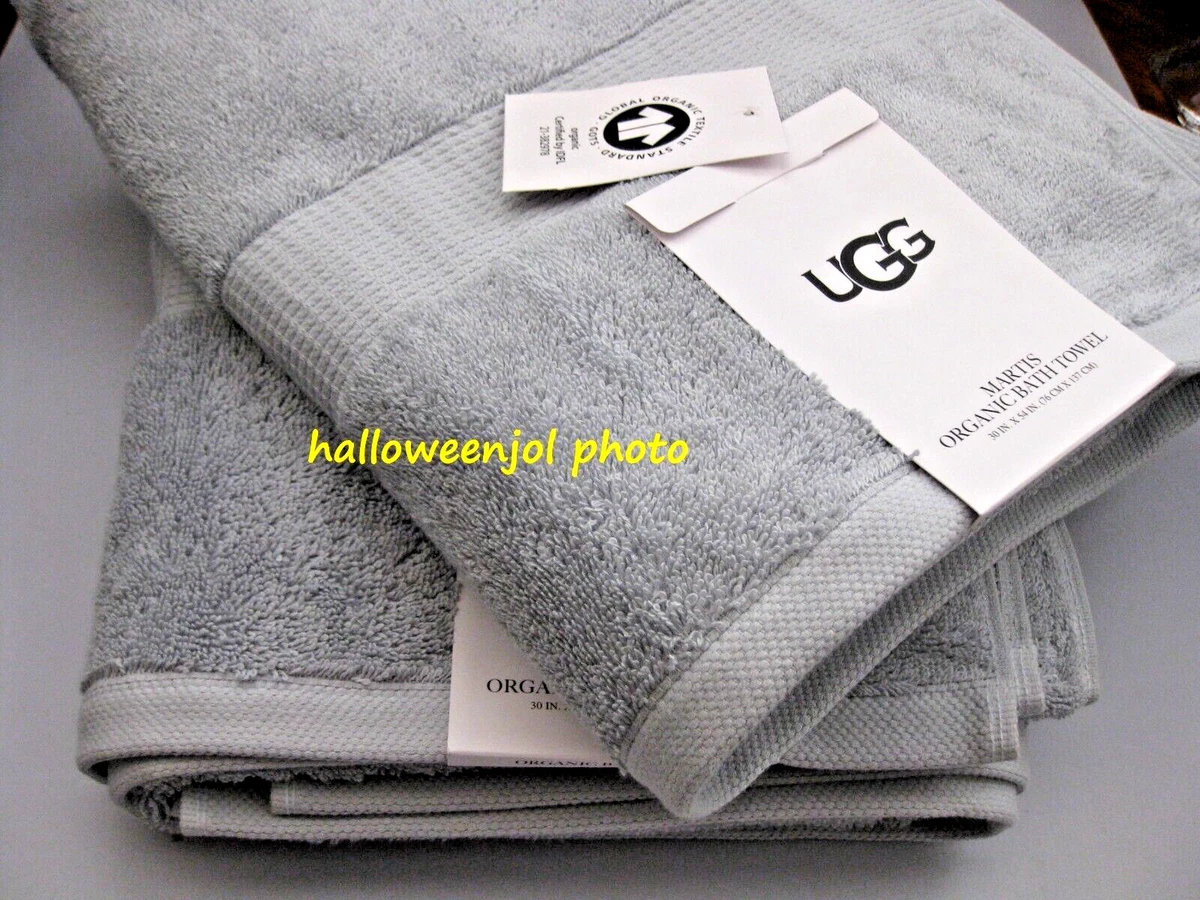 2 UGG Bath Towels Organic Certified Pearl Blue 30
