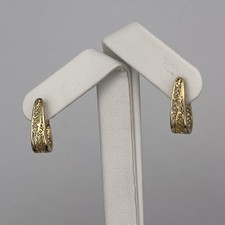 14k Yellow Gold Ladies Filigree Oval Latch Graduated Hoop Earrings .75"