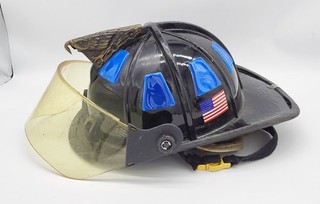 Bomberos Cairns modelo 1010 casco de bomberos con visera usado .99 ¡sin precio base!!