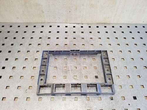 VW TOUAREG 7LA, 7L6, 7L7 Musik-Player Verkleidung 7L6857318 3.00 26086634