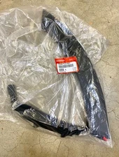 Genuine Honda Wheel Opening Molding 75390-TLA-A01