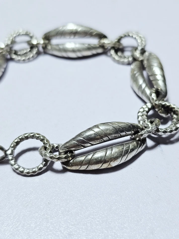Bracelet fait main en coquillages cauris argent - Photo 2/4