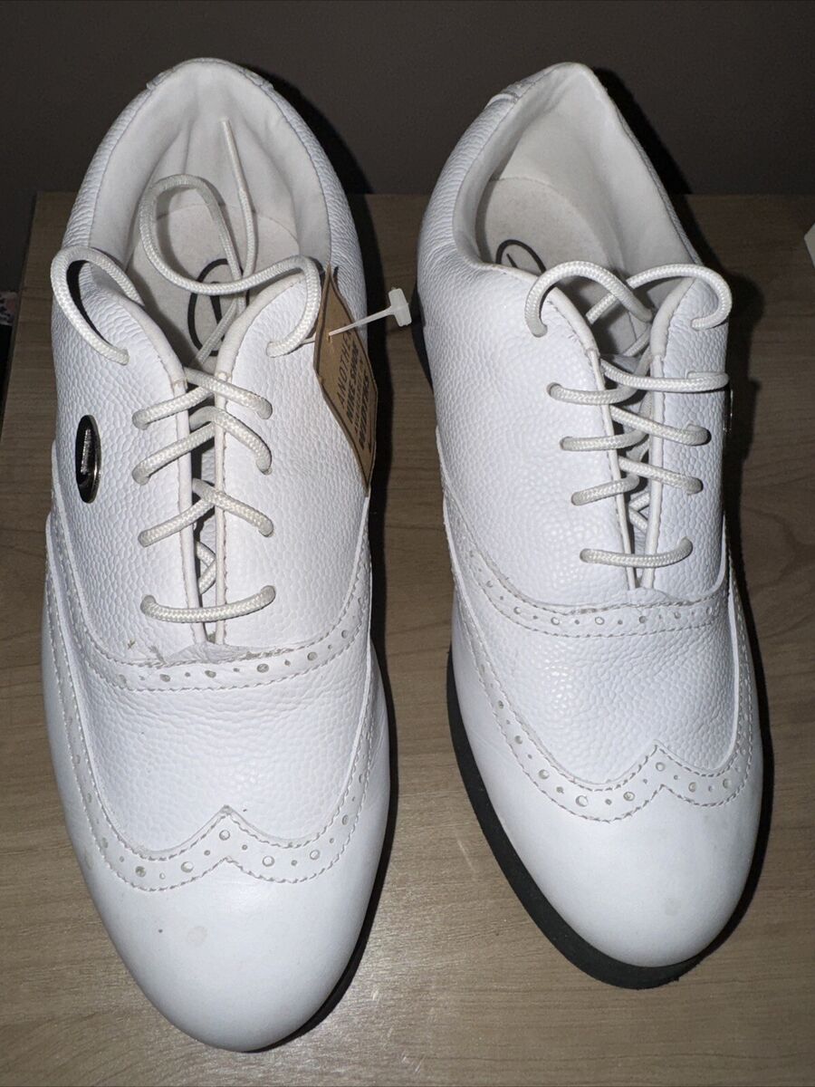 Vintage Nike Golf Shoe Air Classic White Wing Tip Spikes Vintage Nike Golf Shoe Air Classic White Wing Tip Spikes