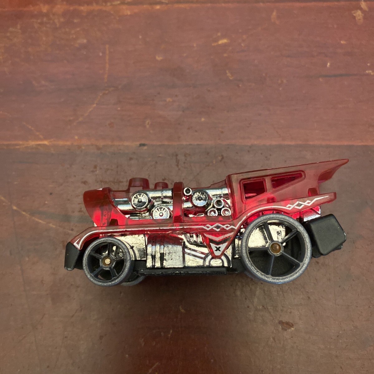 ★CARL YN★ Molly 4colors W75130010 Hot Wheels Loco Motorin' HW X-Raycers Clear Red Loose 2019
