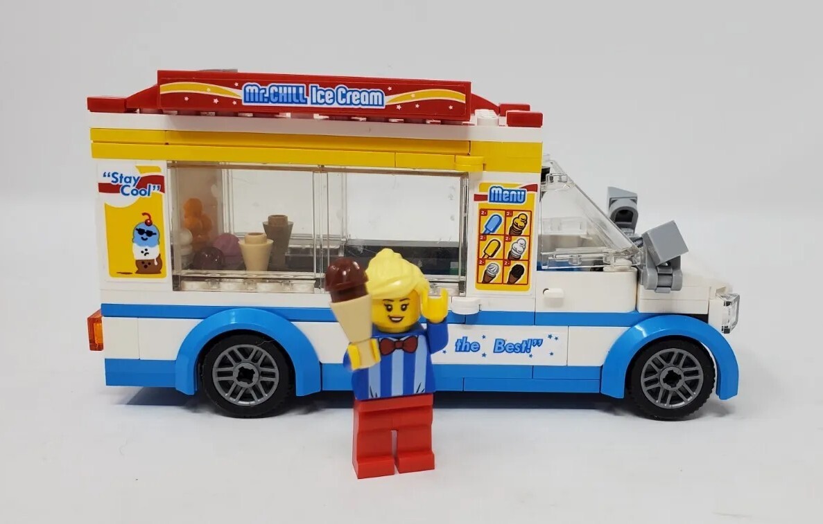 Sculpture Lego Gelato Lego City Camion Glacier Incomplet Avec
