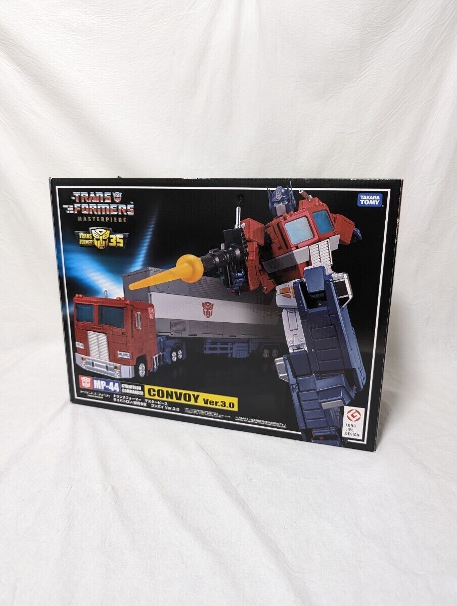 TAKARA TOMY Transformers Masterpiece Figure MP-44 Optimus TAKARA TOMY Transformers Masterpiece Figure MP-44 Optimus