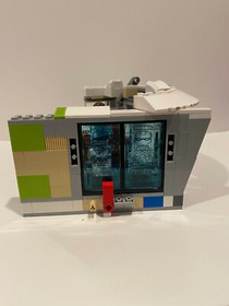 LEGO Marvel Super Heroes 76007 - Iron Man: Malibu Mansion Attack (100% Complete)