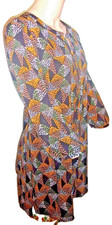 C&E  Dress Black Multi Color 3/4 Sleeves Shift Dress Split Neck Size Medium