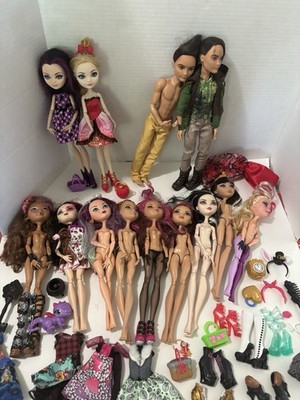 Ever After High 13 DOLLS Clothing Accessories Lot CEDAR RAVEN LIZZIE Duchess TLC