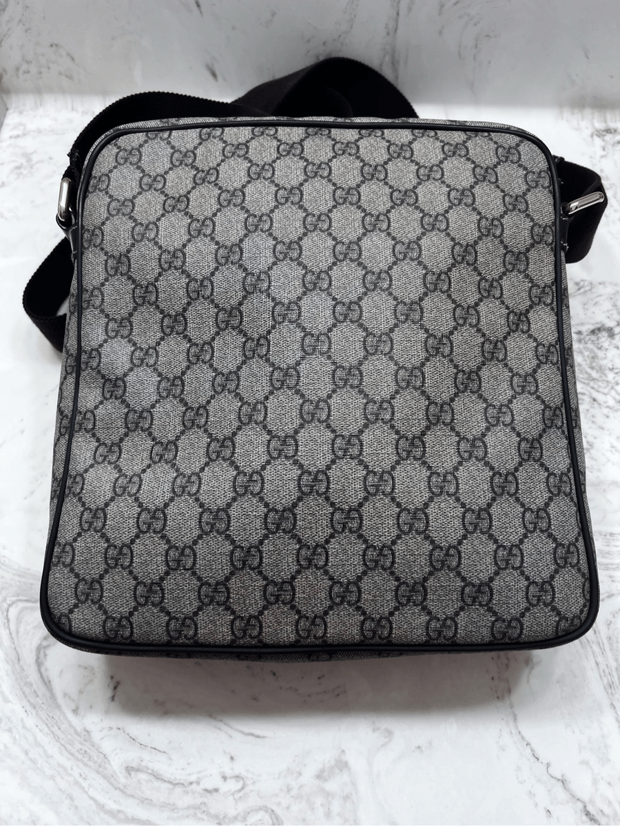 GUCCI GG Supreme Coated Canvas Shoulder Crossbody Unisex Messenger