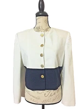 Women's Jacket  Size 8 Gilmor Classic Cropped Elegant Style Comfortable Fit