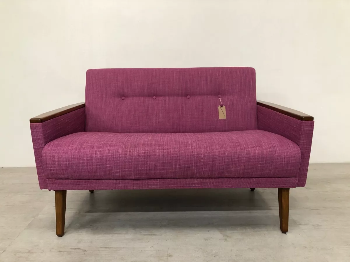 Cocktail settee deals