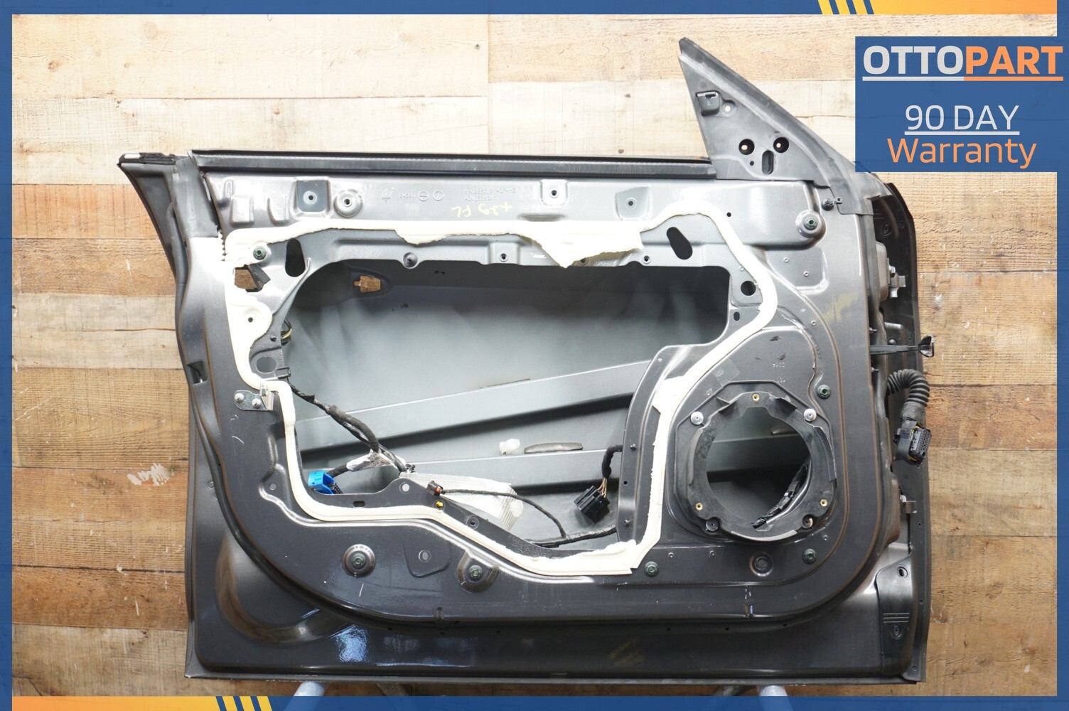 2014-2018 MASERATI GHIBLI Front Left Drivers Door Shell Panel OEM HP0885C/2 GRAY