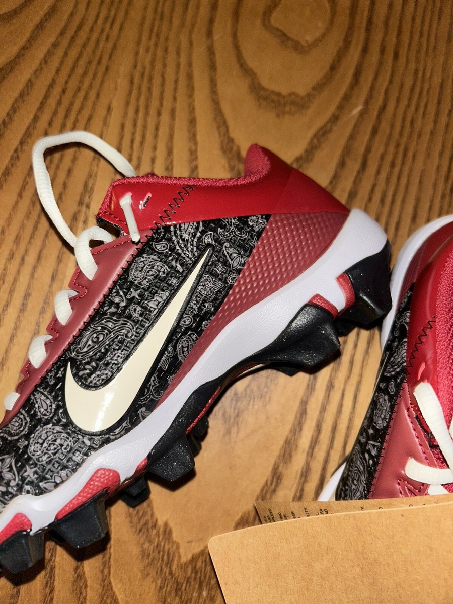 NIKE YOUTH KYLER MURRAY LOW TOP FOOTBALL CLEATS SIZE 2 NEW