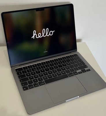 Apple MacBook Air A2681 13,6 Zoll M2 2022 8GB RAM 256GB SSD Space Grau