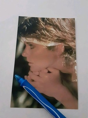 OLIVIA NEWTON JOHN, BEAUTIFUL  SINGER/ACTRESS, GLOSSY COLOR 4X6 PHOTO, BRAND NEW
