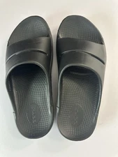 Oofos Ooahh Unisex Black Recovery Slip On Slides Lightweight Sandals M8 W10 NWOT